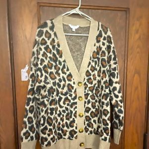 Oversized leopard print sweater